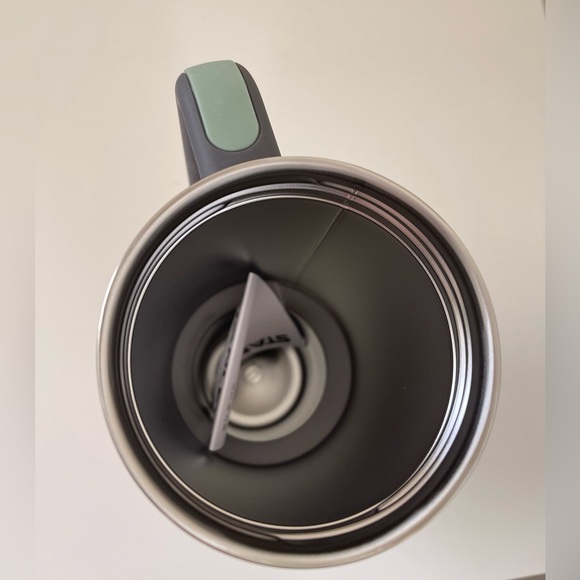 STANLEY Charcoal Quencher H2.O Flowstate Tumbler 40oz. NWT - Picture 5 of 5